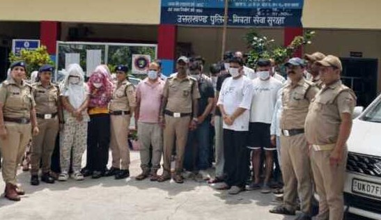 पौड़ी पुलिस का बड़ा एक्शन: रिजॉर्ट में अवैध रेव पार्टी पर छापा, 37 युवक-युवतियों धरे