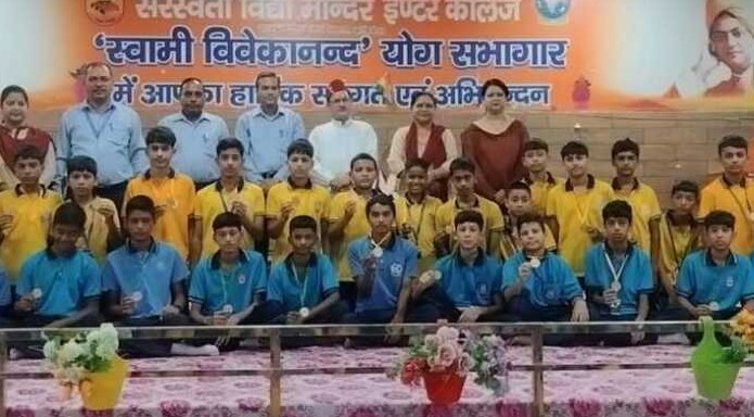 ऋषिकेश के सरस्वती विद्या मंदिर में मनाई गई मेजर ध्यानचंद जयंती, मेधावी खिलाड़ियों को किया गया सम्मानित