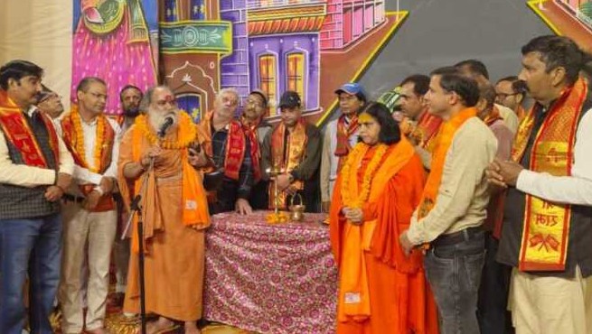 30 वर्षों के अंतराल के बाद पुनः शुरू हुई हरिपुर कलां की रामलीला, उमड़ा जनसैलाब