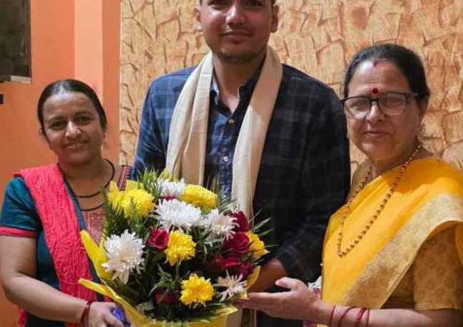 ट्यूशन पढ़ाकर पूरी की पढ़ाई, अब बने आईएएस: प्रद्युम्न बिजलवान की सफलता की कहानी