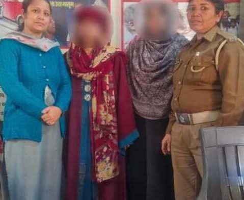 नैनीताल: कुमाऊँ विश्वविद्यालय के दीक्षांत समारोह में बोलीं राष्ट्रपति मुर्मू, छात्रों से कहा- ‘राष्ट्र निर्माण में दें योगदान’