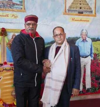 ऋषिकेश के प्रधानाचार्य उमाकांत पंत ने ढालीपुर विद्यालय का किया निरीक्षण, दी बधाई