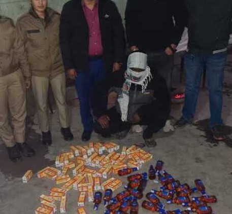 ऋषिकेश में आबकारी छापा: 116 पावे अवैध शराब के साथ एक गिरफ्तार