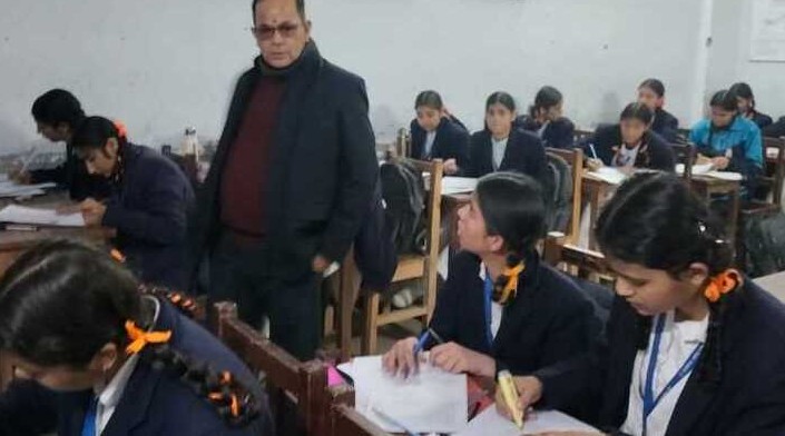 ऋषिकेश: सरस्वती विद्या मंदिर में प्री-बोर्ड परीक्षाएं शुरू, 415 विद्यार्थी होंगे शामिल