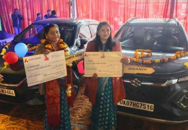 आस्था इंश्योरेंस के 30 वर्ष पूरे होने पर भव्य समारोह, टॉप अचीवर्स को कार और लाखों रुपये के पुरस्कार