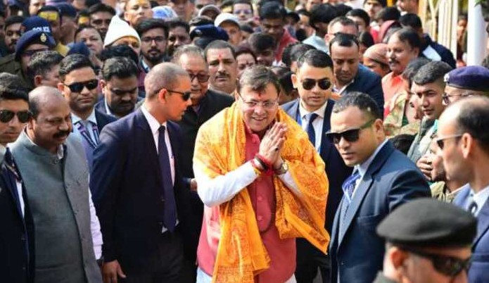 खटीमा: सीएम धामी ने वनखंडी महादेव मंदिर में महाशिवरात्रि मेले का किया शुभारंभ, जलाभिषेक कर मांगी सुख-समृद्धि