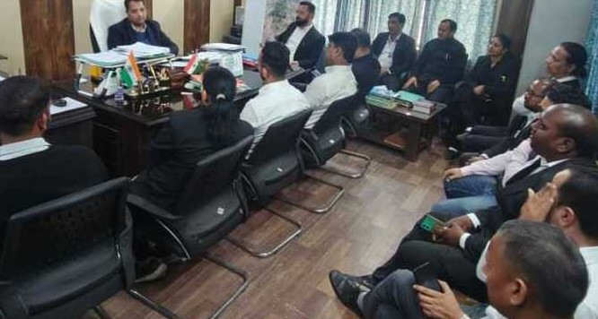 ऋषिकेश: तहसील में आ रही समस्याओं को लेकर बार एसोसिएशन का एसडीएम से प्रतिनिधिमंडल, समाधान न हुआ तो आंदोलन की चेतावनी