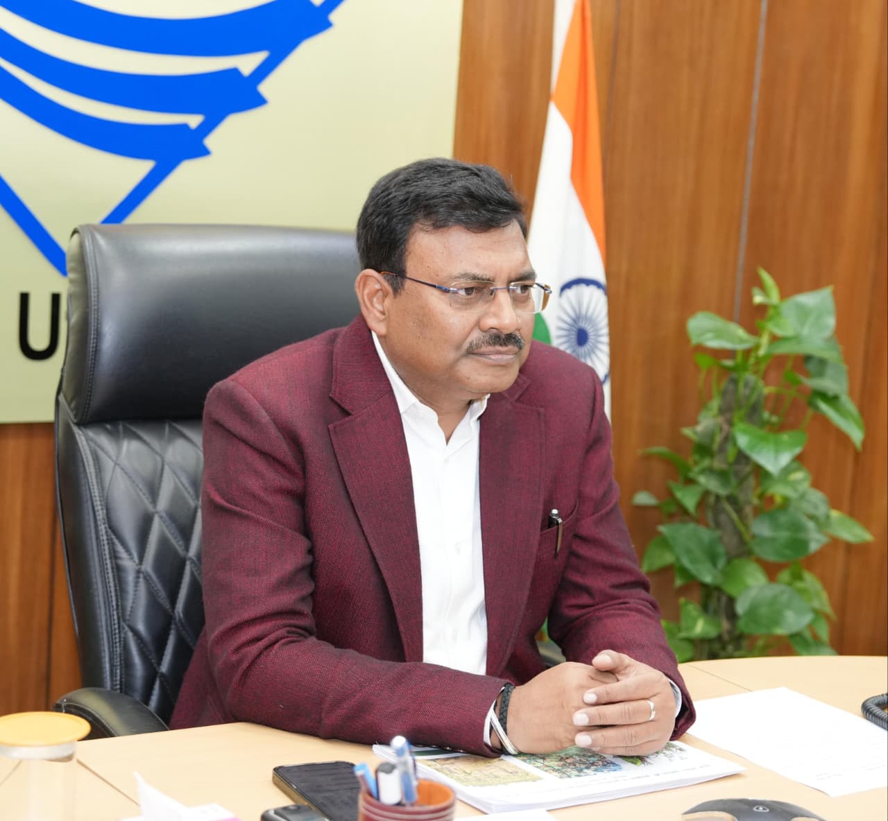 सिटी गैस डिस्ट्रीब्यूशन परियोजनाओं की समीक्षा: मुख्य सचिव ने जिलाधिकारियों को भूमि उपलब्ध कराने के दिए निर्देश