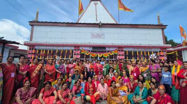 नवरात्र में मातृशक्ति के लिए निःशुल्क देवी दर्शन यात्रा, गढ़ महिला उत्थान समिति ने किया आयोजन