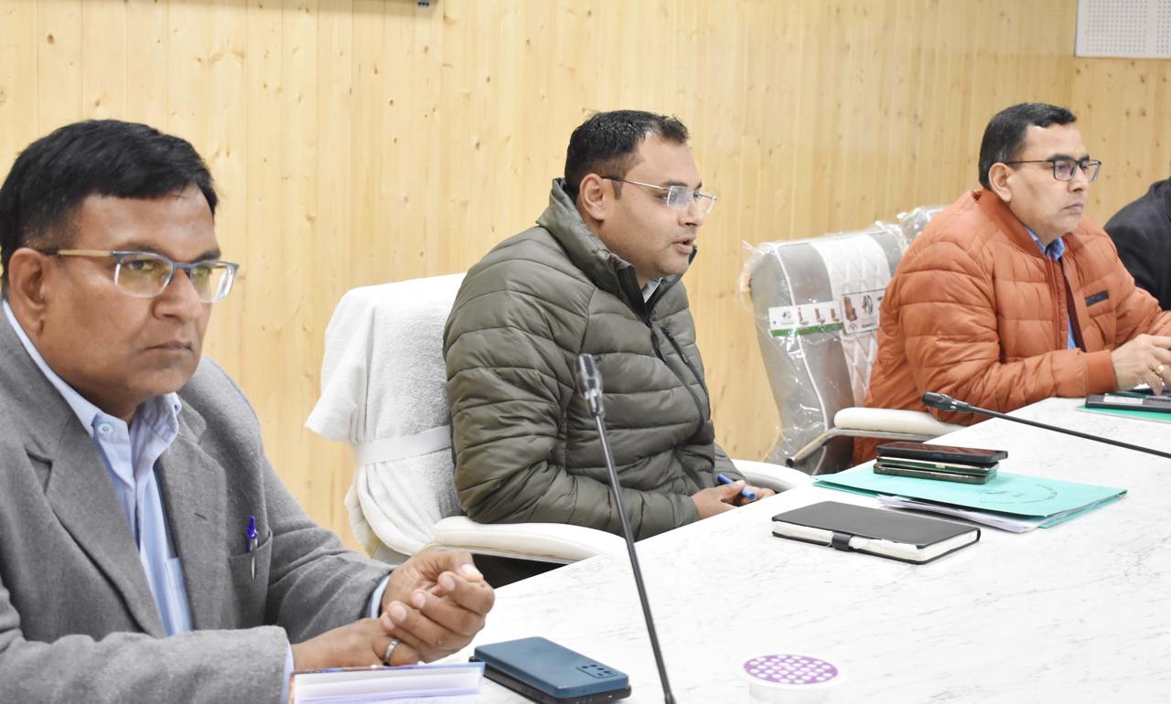 नंदा देवी राजजात की तैयारियों ने पकड़ी रफ्तार: चमोली डीएम ने तैयारियों को लेकर अधिकारियों को दिए सख्त निर्देश