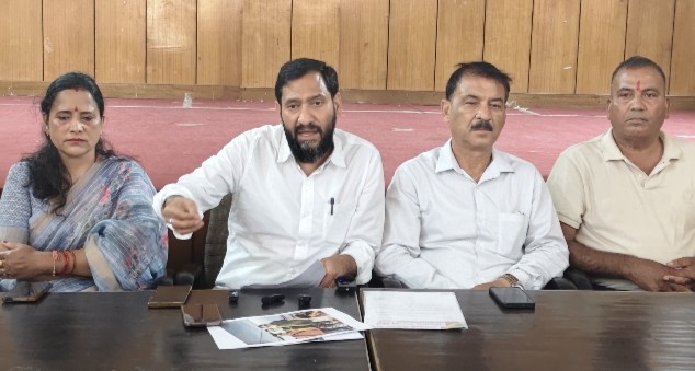 देहरादून: होम्योपैथी चिकित्सा अधिकारी भर्ती में बड़ा घोटाला, बाहरी राज्यों के अभ्यर्थियों को मिली उत्तराखंड के कोटे में नियुक्ति