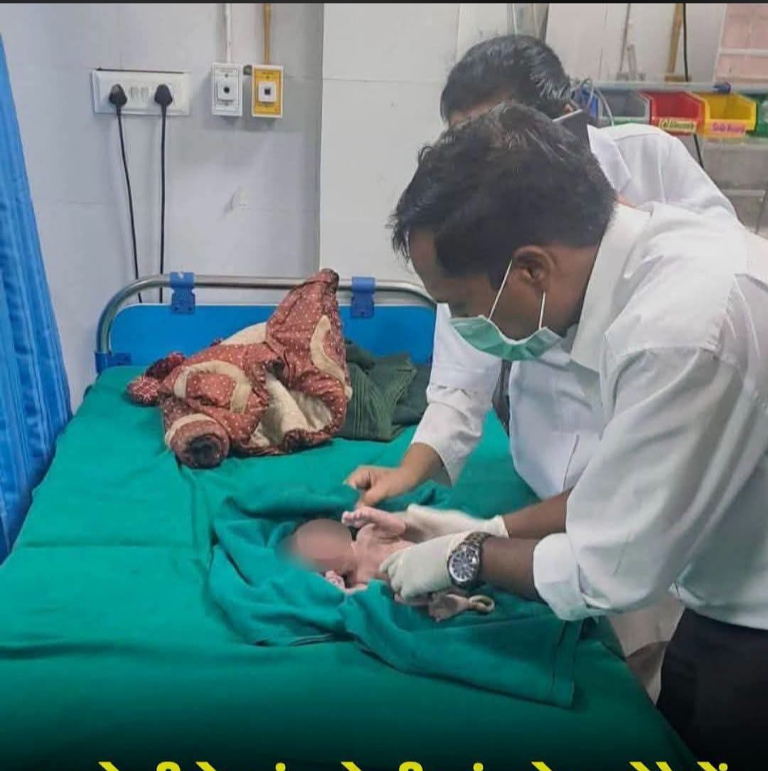 चमोली के रागतोली में गधेरे से जीवित नवजात मिला, पुलिस ने अस्पताल पहुंचाकर शुरू की जांच