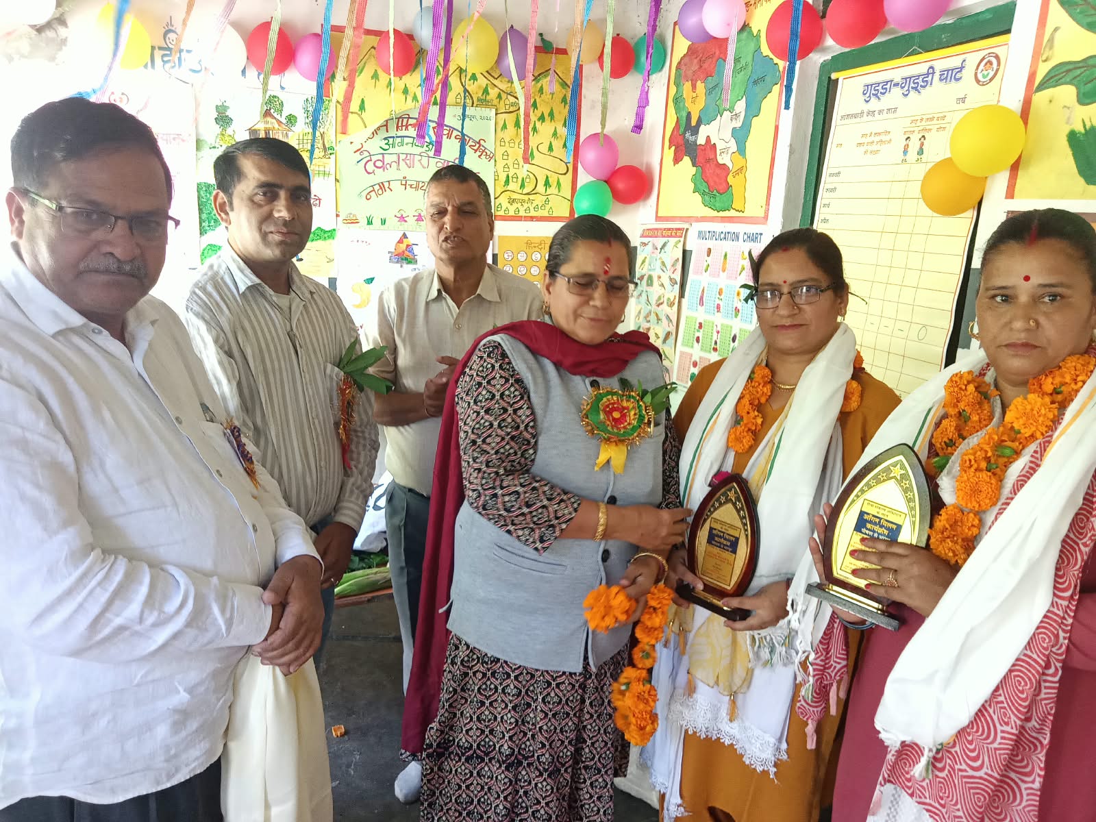 आंगनबाड़ी केंद्र में गढ़ भोज का आयोजन, 55 प्रतिभागियों ने लिया भाग